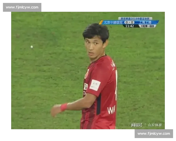 重庆国脚赛后饮酒风波：职业边界争议与舆论撕裂