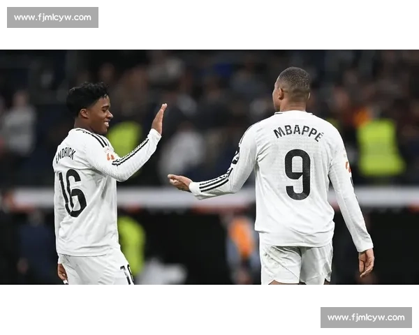 皇马携手 LV：球星社媒影响力点燃顶级时尚合作新纪元